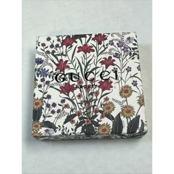 Gucci‎ gold floral compact mirror collection Limited Edition